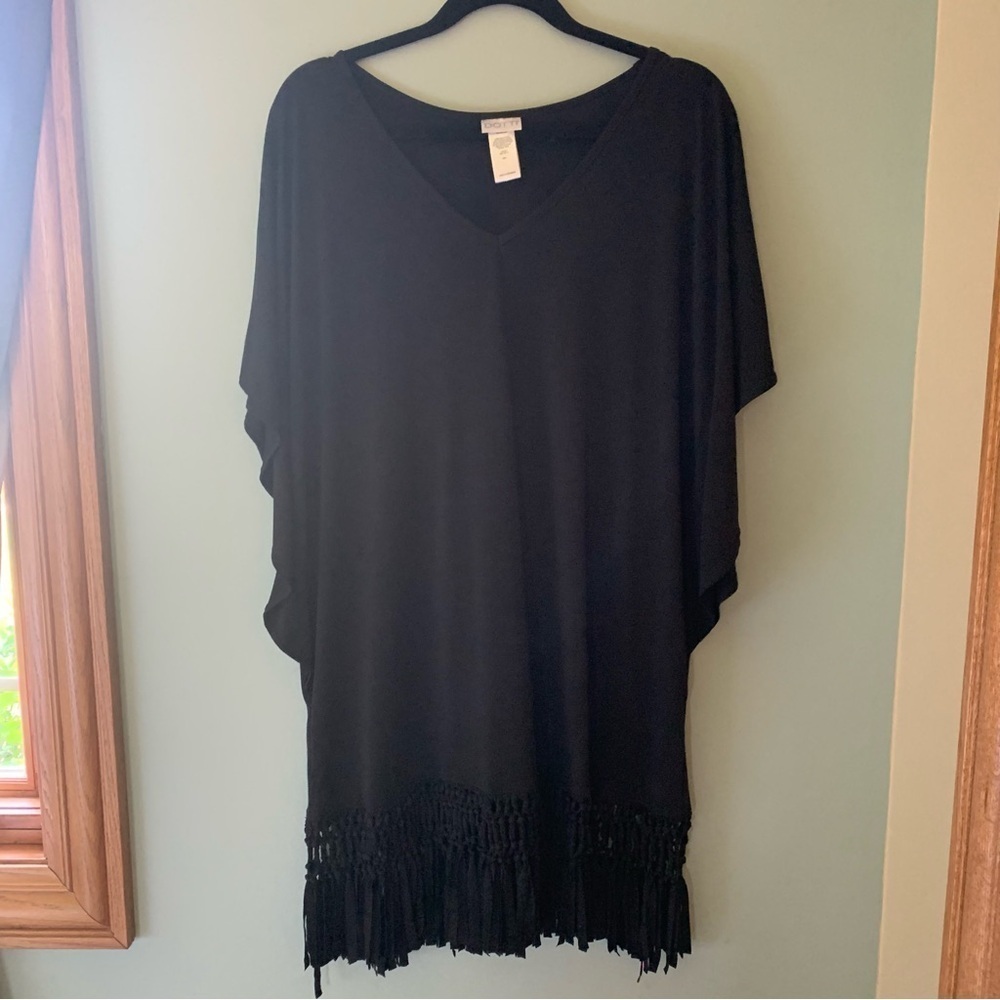 Dotti Beach Blossom Macrame Fringe Tunic Cover Up. Black, size large - Picture 2 of 6